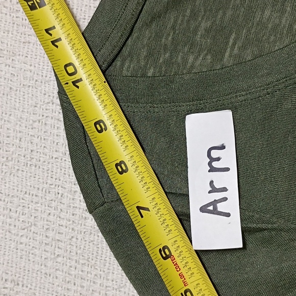 NWT Athleta Breezy Scoop V-neck Short Sleeve Tee Olive Women's Size XXS - Picture 7 of 8